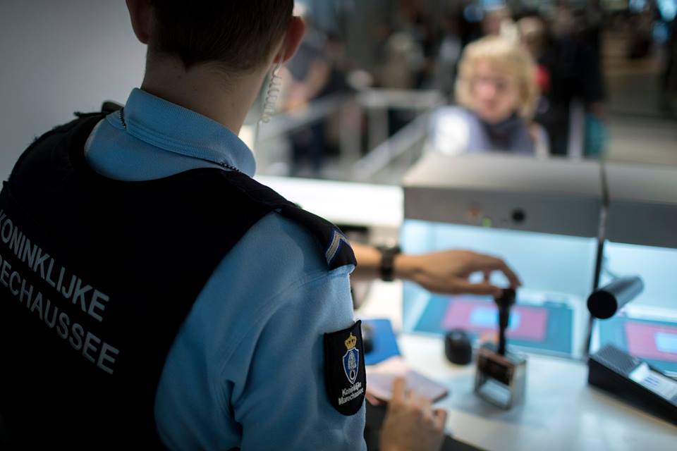 Stiptheidsacties op vliegvelden Eindhoven en Rotterdam